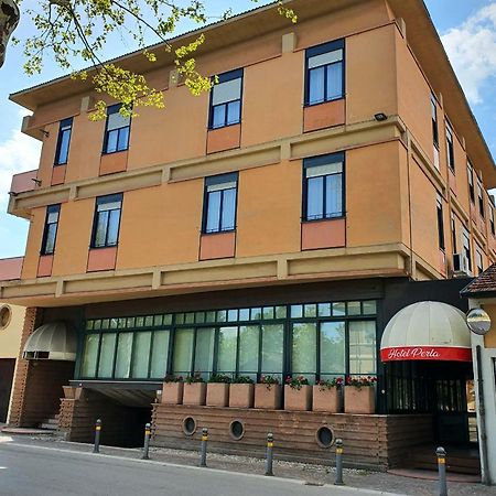 Hotel Perla Massa Lombarda Buitenkant foto