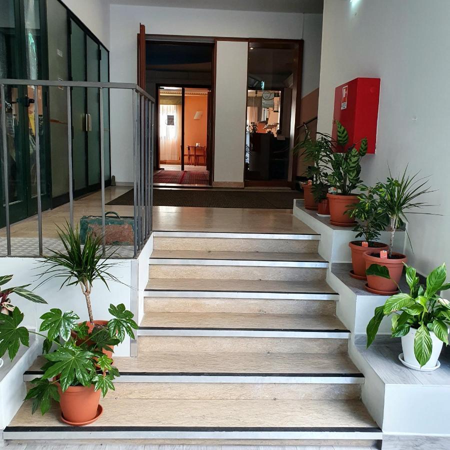Hotel Perla Massa Lombarda Buitenkant foto