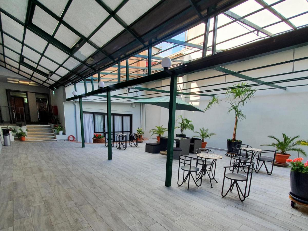 Hotel Perla Massa Lombarda Buitenkant foto