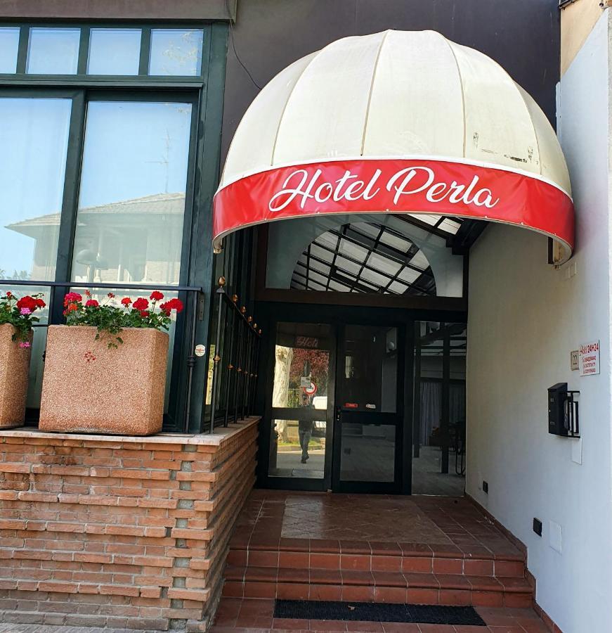 Hotel Perla Massa Lombarda Buitenkant foto