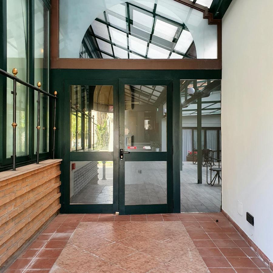 Hotel Perla Massa Lombarda Buitenkant foto