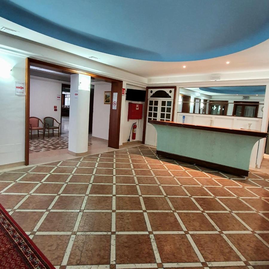 Hotel Perla Massa Lombarda Buitenkant foto